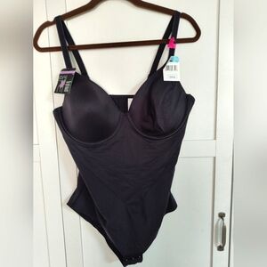 Maiden Form Flexees Black Body Shaper 40C New With Tags